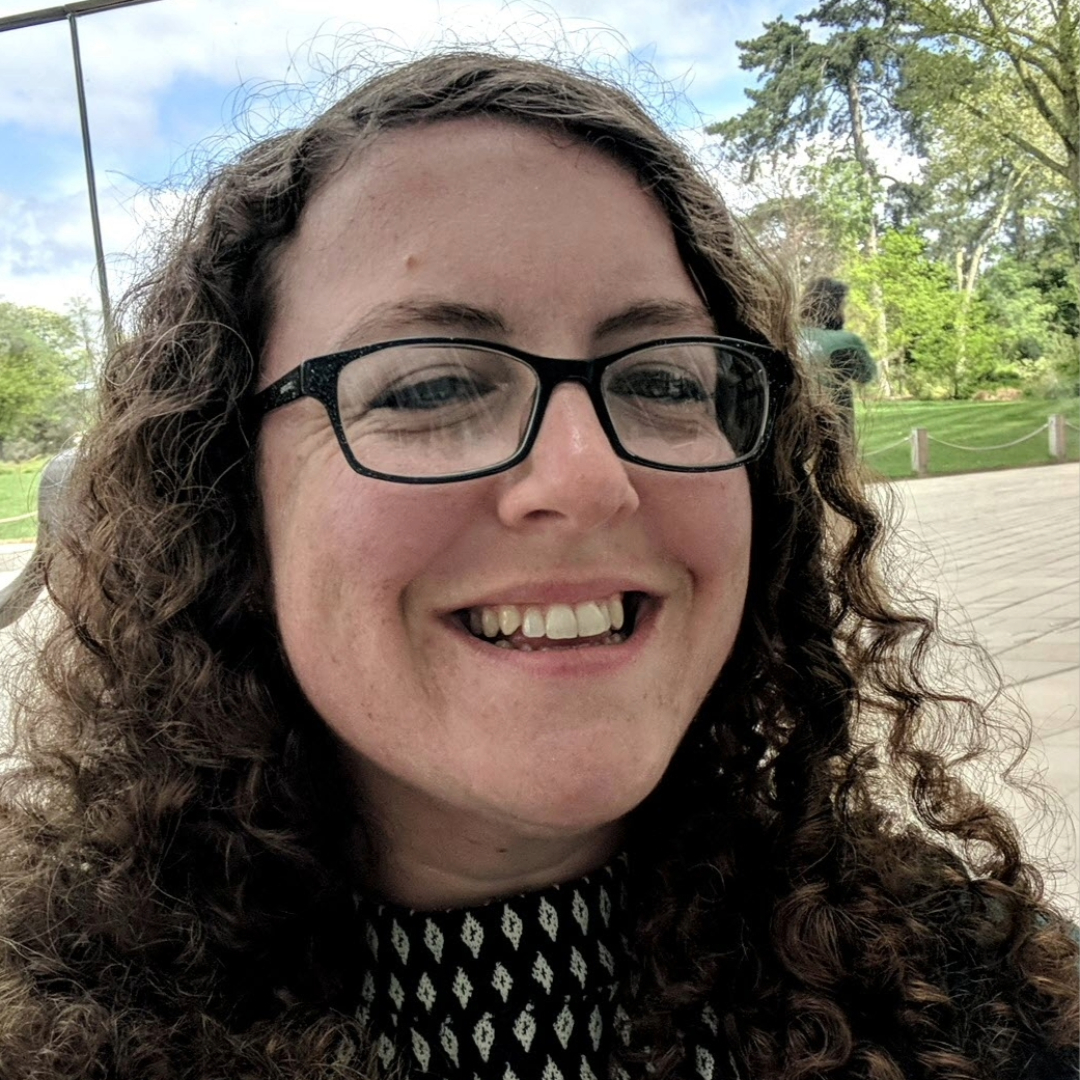 Laura Schonberger Headshot